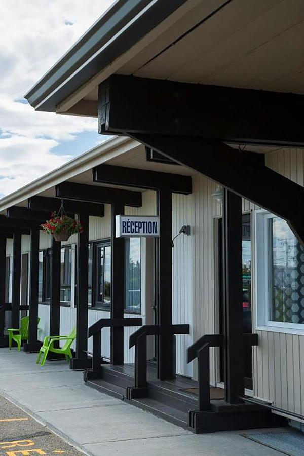 Motel La Marina Matane Exteriör bild